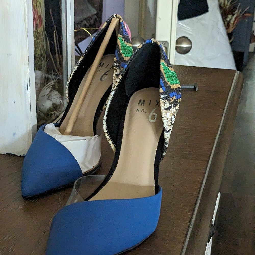 New "Mix #6" Gorgeous & So Stylish Stilettos In Faux Snake Skin & Clear Front